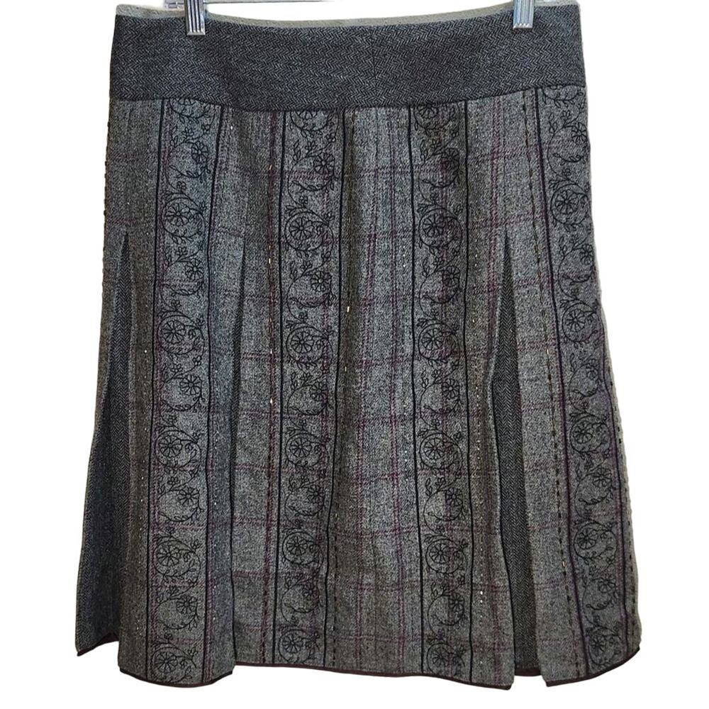 Ann Taylor LOFT wool blend pleated skirt size 10 embroidery beading